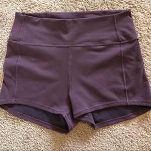 Lululemon In Movement Short Everlux 2.5”